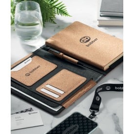 Origin A5 portfolio - Kurk - met notitieboek en pen