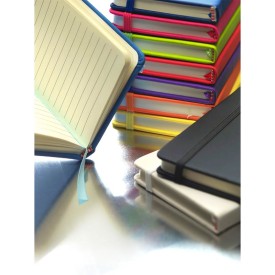 Dita notitieboek - A6 - PU - 96 vellen - gelinieerd - elastieksluiting en lint