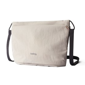 Bellroy lite schoudertas - rPET polyester - licht gewicht - verstelbare bandjes