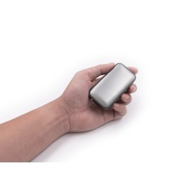 Brandcharger Nano speaker - aluminium - draadloos - TWS-stereokoppeling - draagkoord