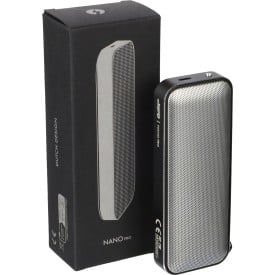 Brandcharger Nano pro speaker - aluminium - draadloos - TWS-stereokoppeling - draagkoord