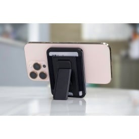 BrandCharger pasjeshouder Wally Stand Pro | Gerecycled