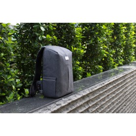 Brandcharger Phantom rugzak - polyester - waterbestendig - laptopvak - anti diefstal - reflecterend