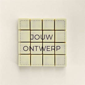 Chocolade wenskaart 16 logo bonbons - praliné - eigen ontwerp - 184g