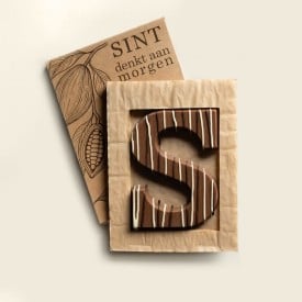 Chocoladeletter S - marmer - melk - 140 gram - onbedrukt