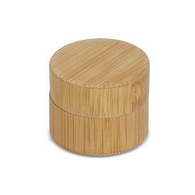 Lippenbalsem rond bamboe-Natuur
