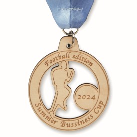 Medaille - hout - in eigen vorm - V-gestikt