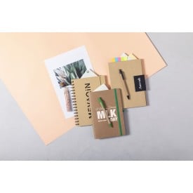 Esteka notitieboek - A5 - gerecycled karton - 60 vellen - pennenhouder en sluitelastiek - inclusief balpen