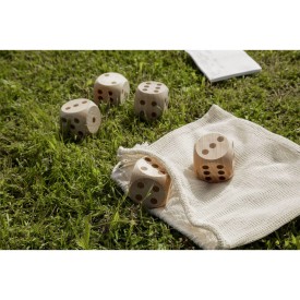 Dice dobbelspel - FSC dennenhout - outdoor - inclusief scoreblok, spelregels en opbergzak
