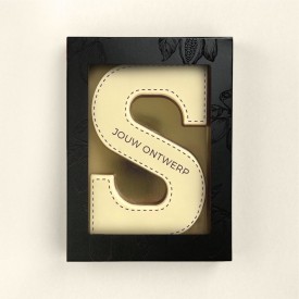 Printletter S - eigen design-Melk, wit