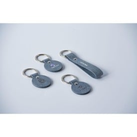 MADE out of sleutelhanger - denimvezels - 12 cm