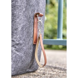 Natalie reistas - rPET vilt - PU-details - draagriem