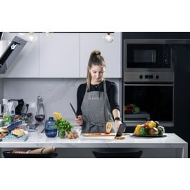 Pissek schort - 90x65 cm - gerecycled katoen - 140 g/m² - met voorvak - met verstelriem