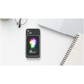SCX.design P27 10.000 mAh MagSafe powerbank van bamboe