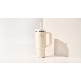 Stanley Quencher® H2.0 FlowState™ 890 ml gerecyclede, roestvrijstalen, geïsoleerde beker