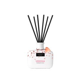 TREATMENTS® geurstokjes Verona 200ml - glas - framboos en rozenblaadjes