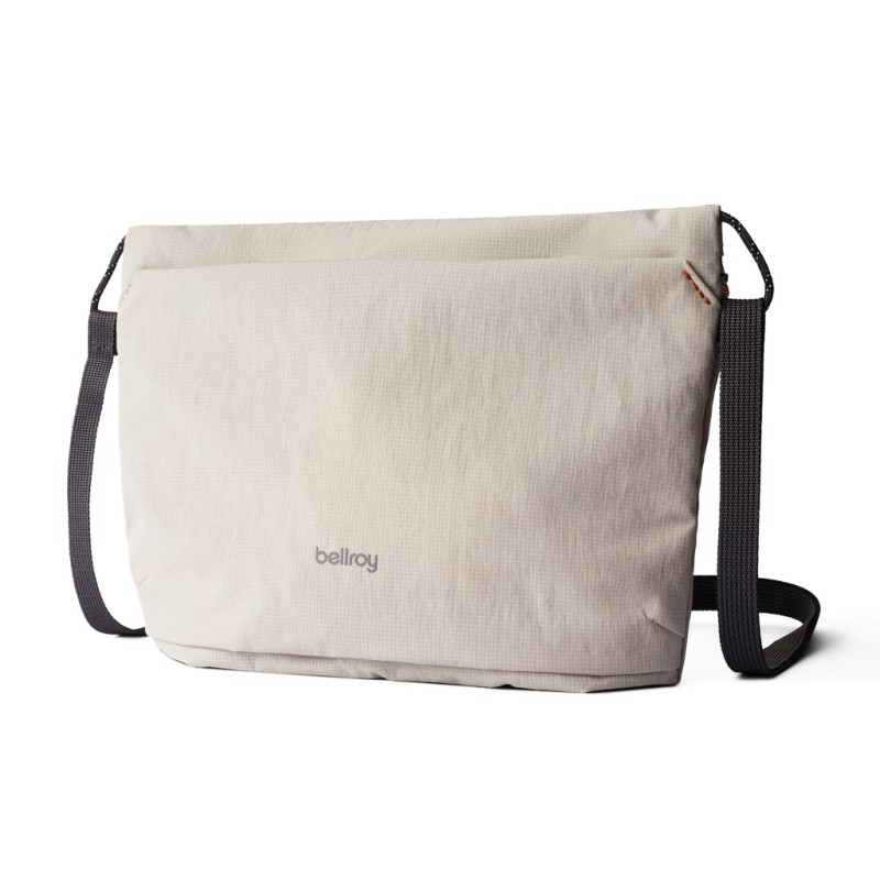 Bellroy lite schoudertas - rPET polyester - licht gewicht - verstelbare bandjes